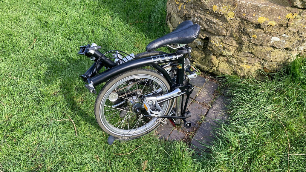 Brompton M3L Black Folding Bike - hardly used excellet condition