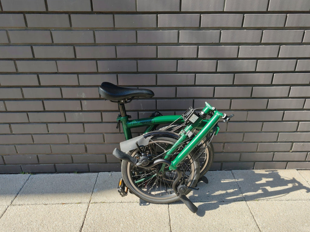 2024 Brompton C Line Explore M6L 6 Speed Folding Bike Racing Green