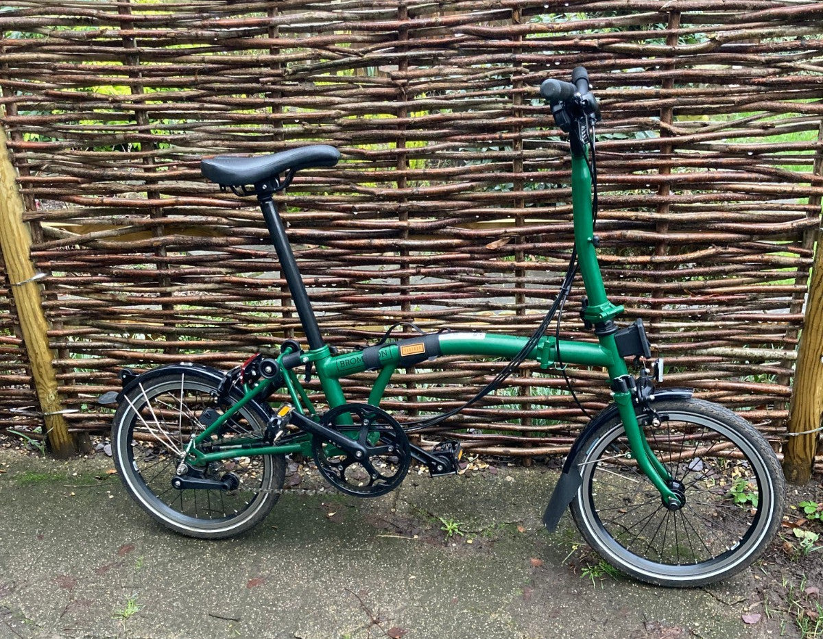 brompton c line 6 speed 2024 + £160 accessories