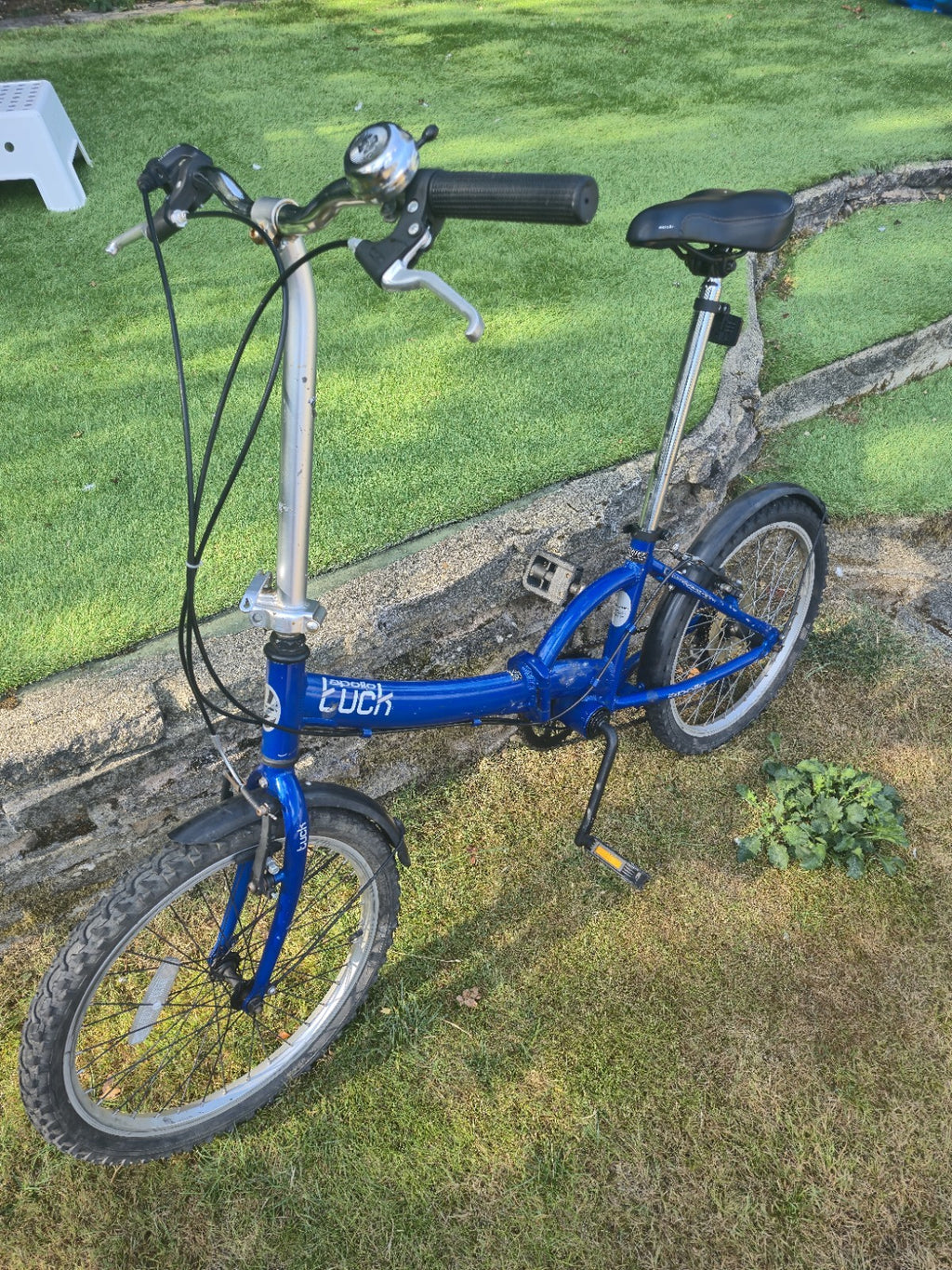 Apollo Tuck Folding Bike 20" 6-Speed