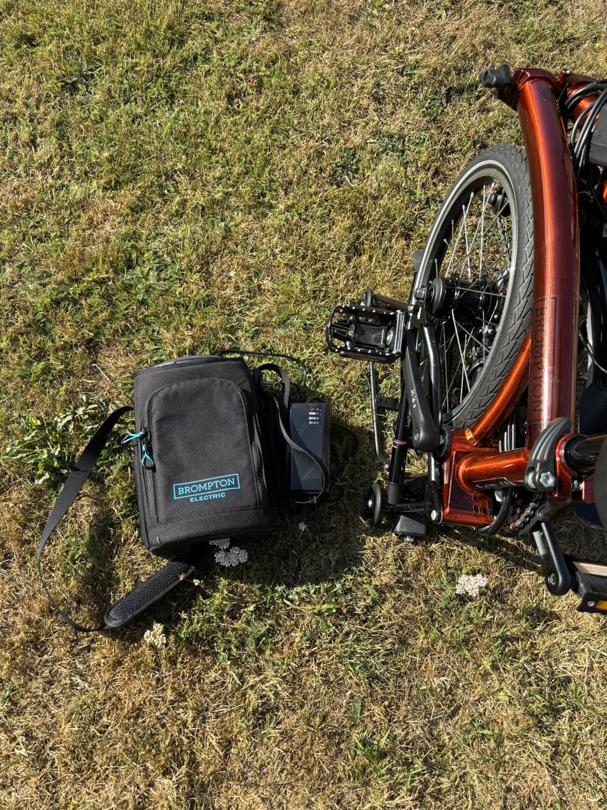 Brompton Electric C Line Explore Mid + Rack - 12 Spd - flame lacquer