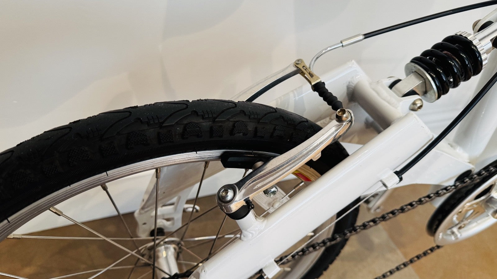 Downtube 9FS Full Suspension Folding Bike - White 20" Excellent Used Condition