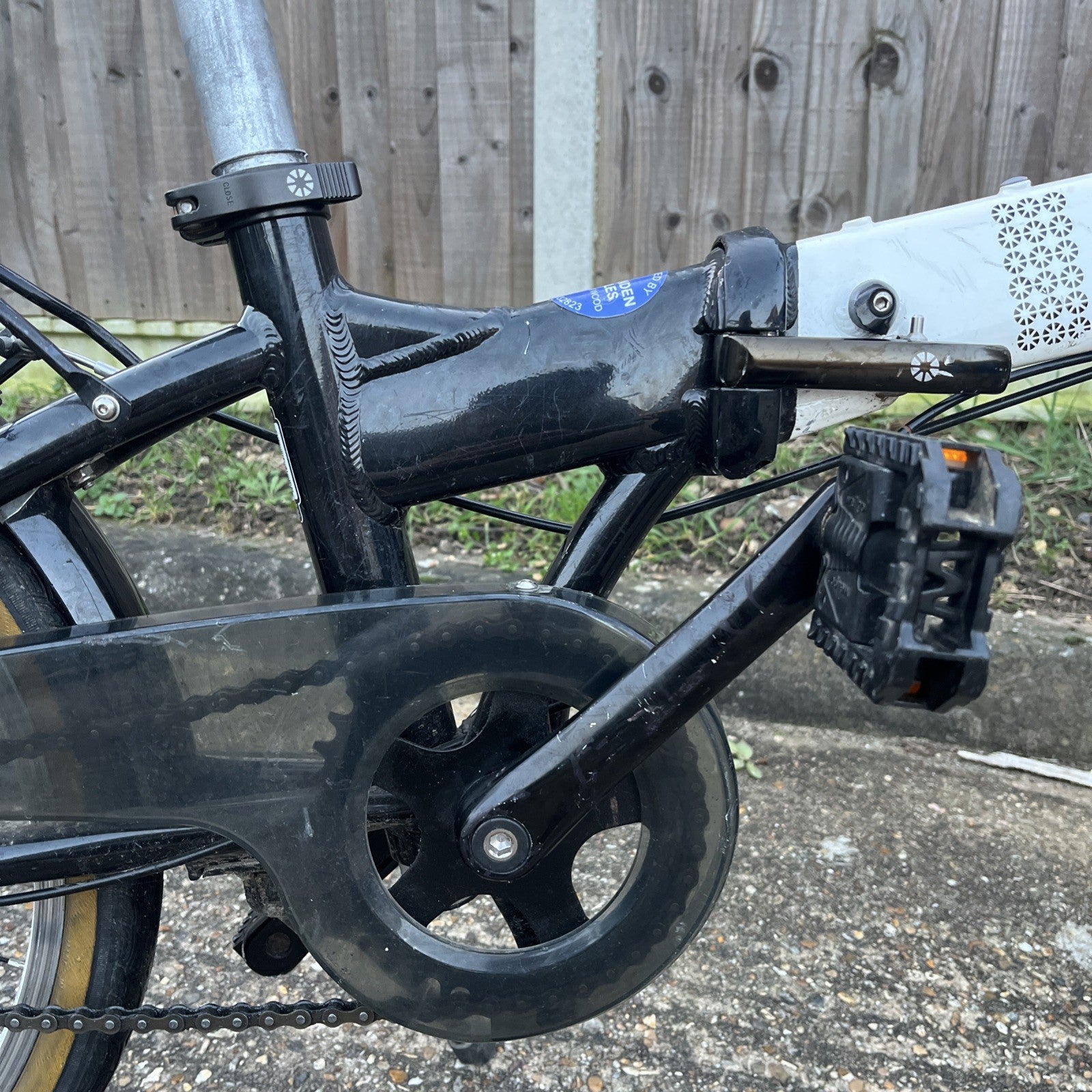 Dahon Vitesse Aluminium Folding Bicycle  7 Speed HUB Gears Bike
