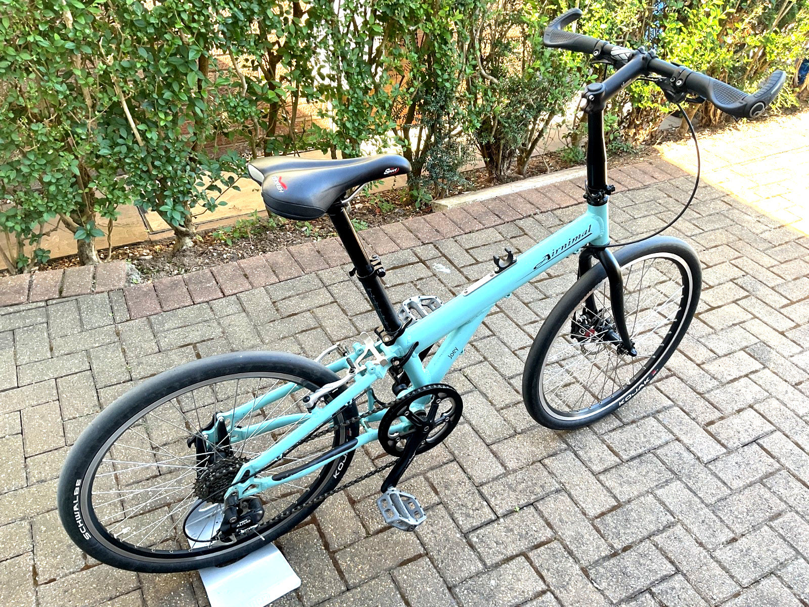Airnimal Joey Folding Bike