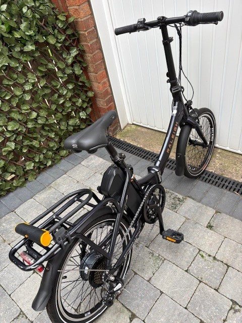 Raleigh Stow-E-Way Folding 7-Speed 20" Wheel E--Bike