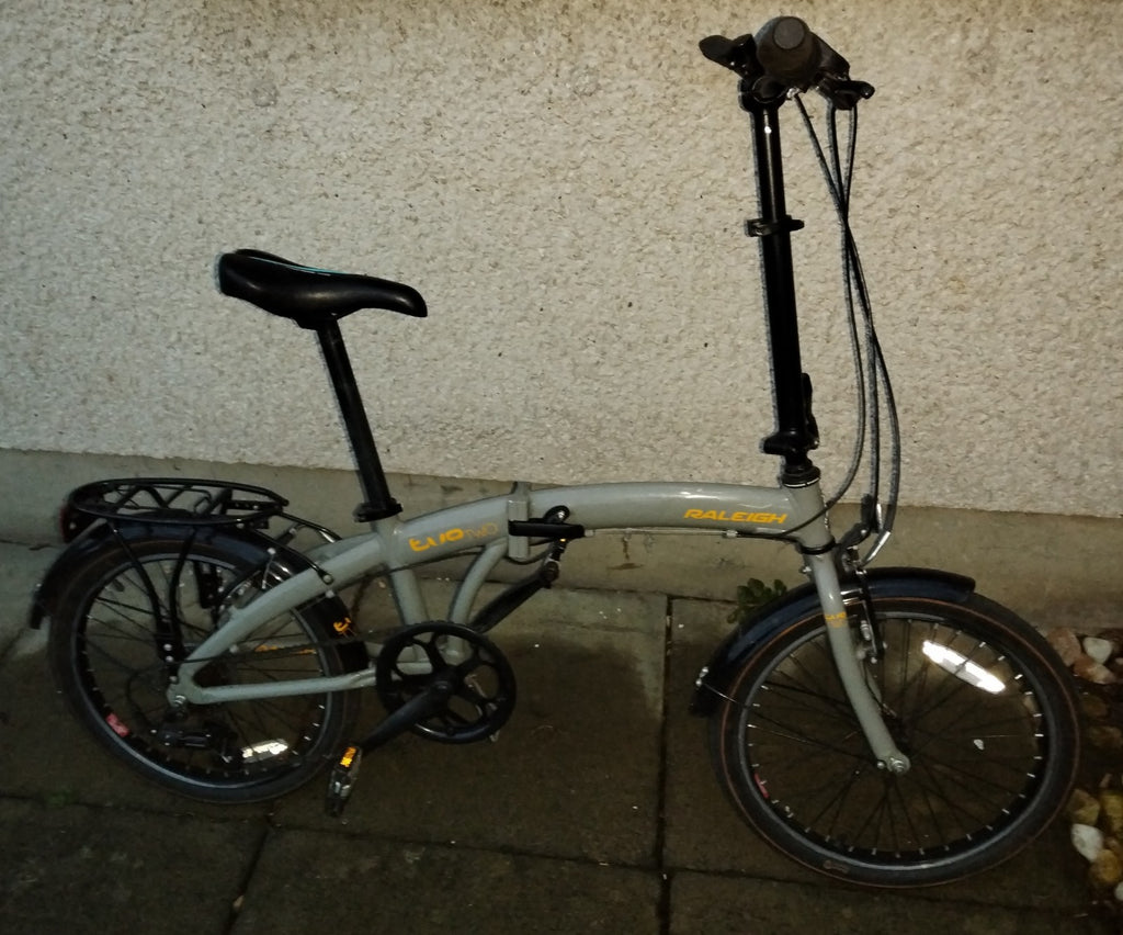 Raleigh Evo 2 Folding Bike; 7-Speed; very good condition and price