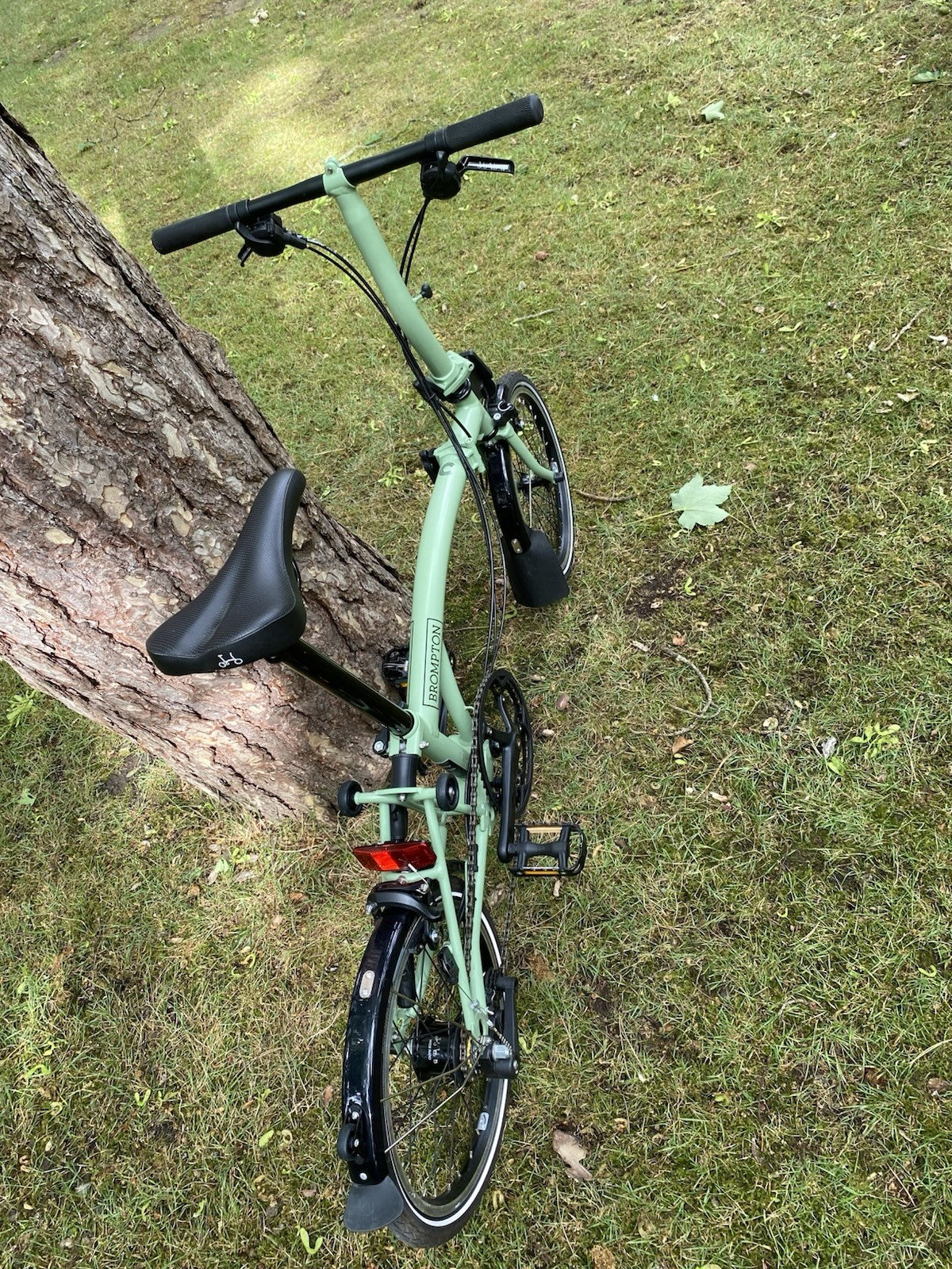 Brompton C-line 6-speed in Matcha Green (discontinued)