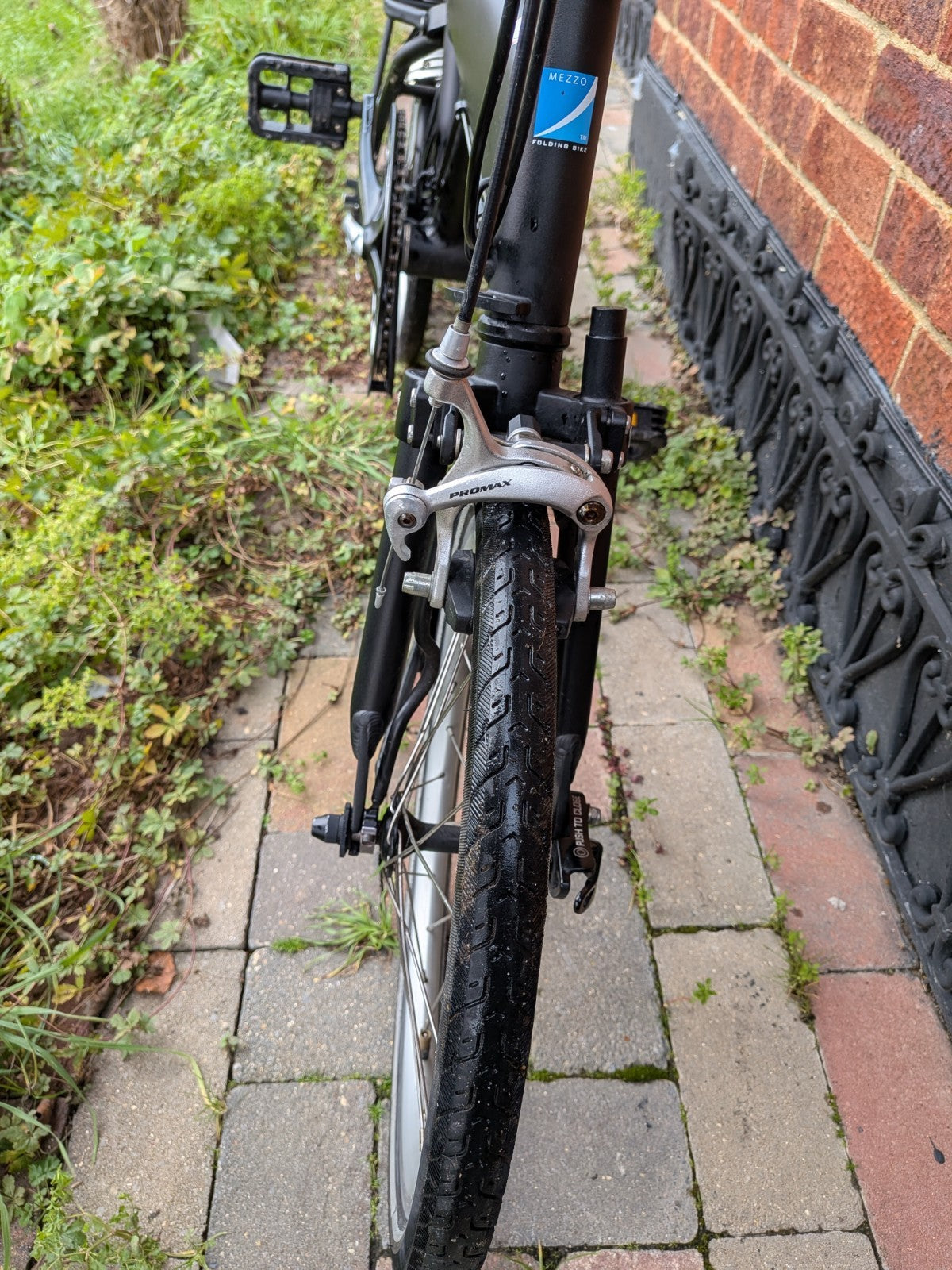 Mezzo D9 Lightweight folding Bike, Hardly Been Ridden, With Original Unused BAG