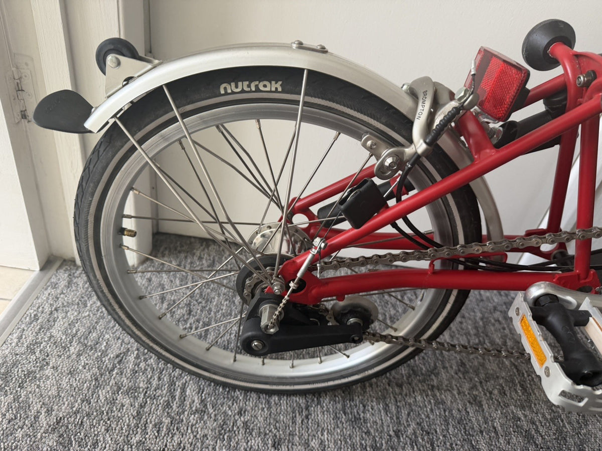 Brompton M3L (3 Speed) folding bicycle - Black/Red  (EXCELLENT CONDITION!)
