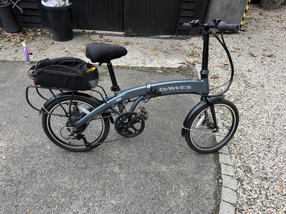 DAWES  Folding bike.