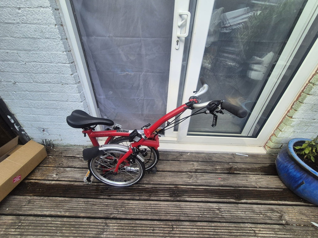 Brompton M3L Folding Bike 3-Speed, Red, Excellent Condition, Barely Used