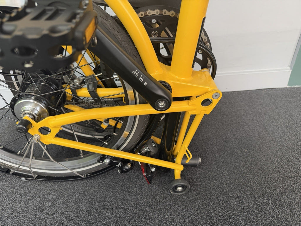 Brompton C Line 6 Speed Folding Bike Bumblebee Yellow Brand New Condition