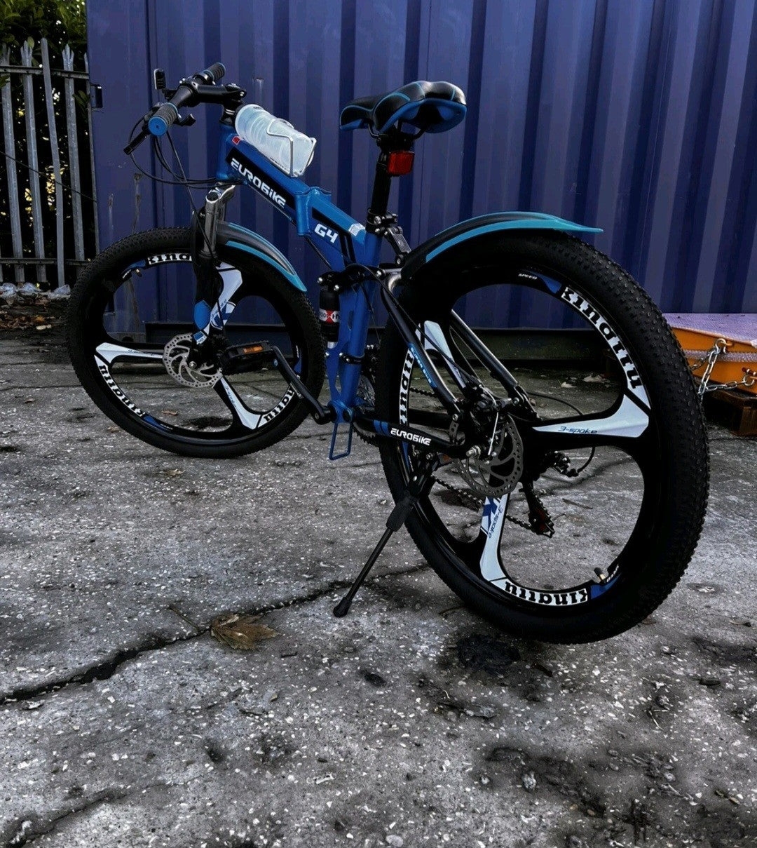 Foldable MOUNTAIN BICYCLE Eurobike BLUE G4 26" 21-speed - Used For 1 Week