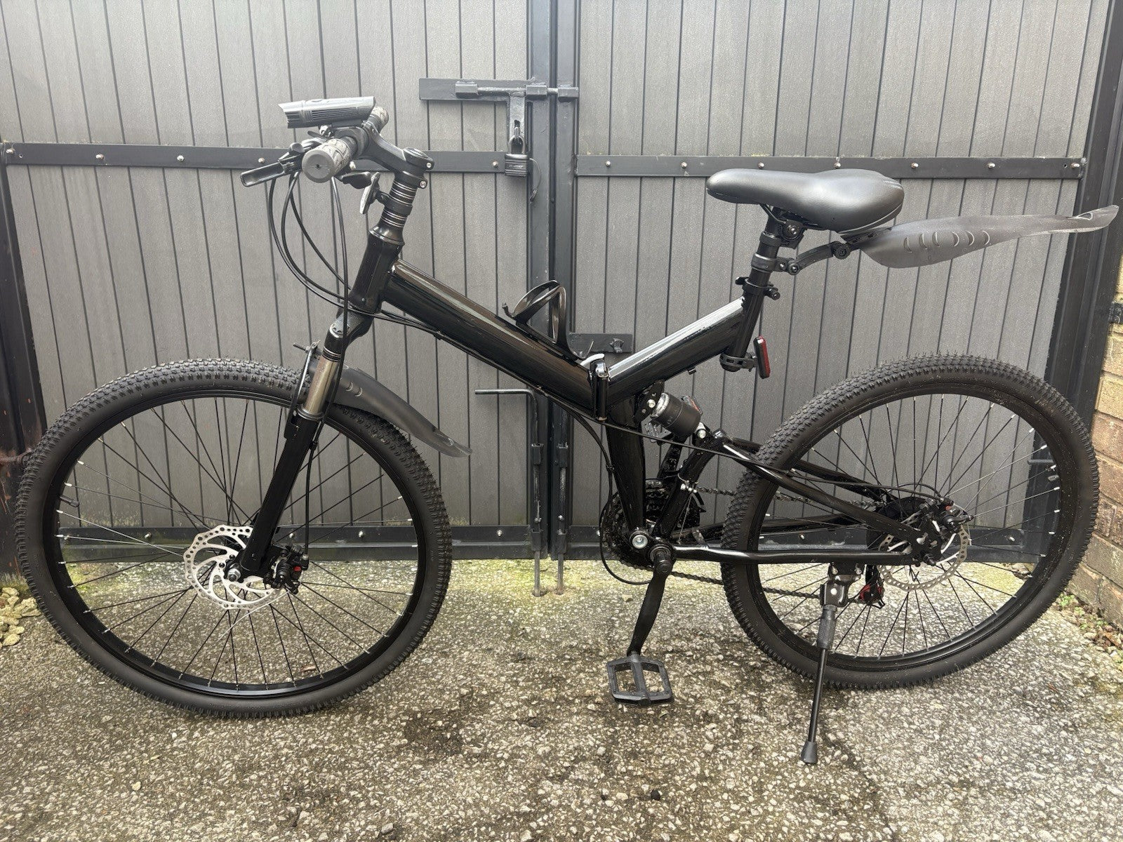 Folding mountain bike