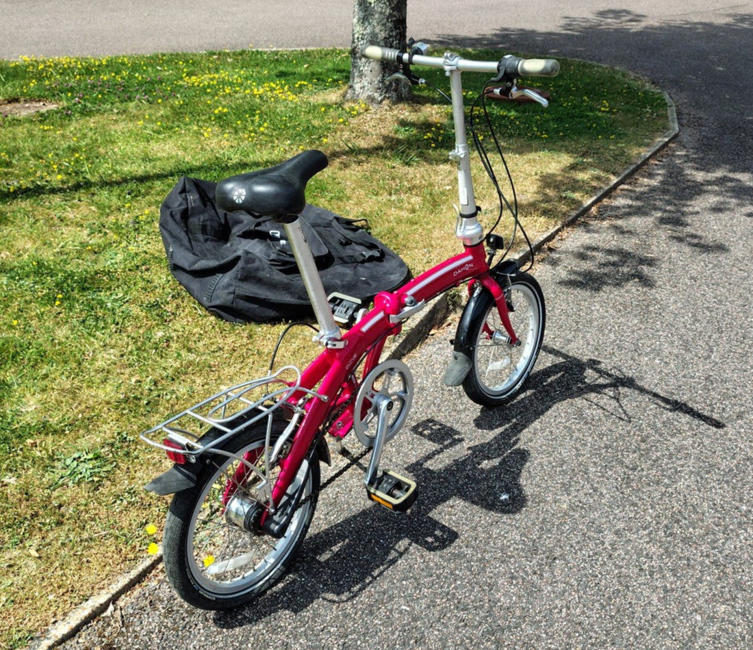 Dahon Curve Folding Bike -  16" Wheel with Storage Bag