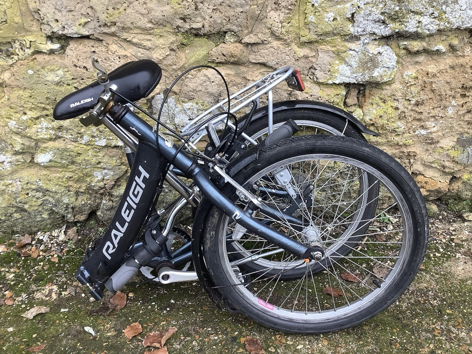 RALEIGH EVO 7SP FOLDING CYCLE - Twistgrip  - UK DELIVERY