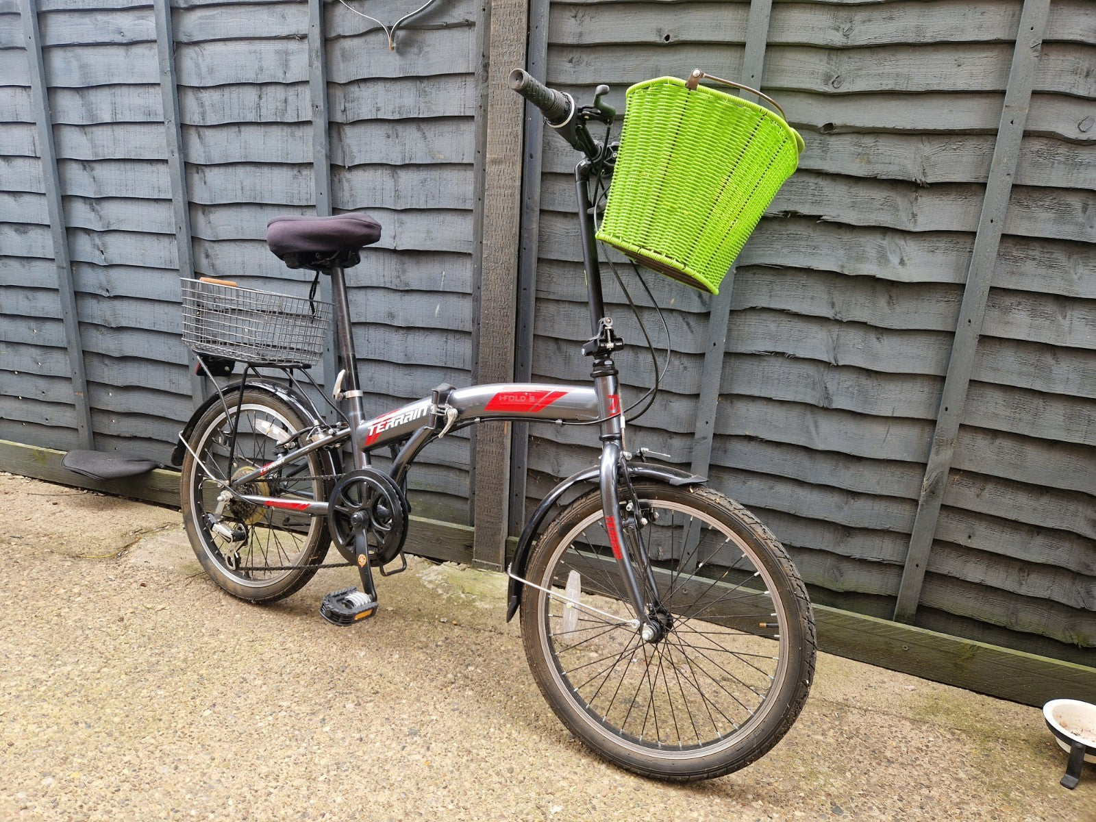 Terrain Folding Shopper commuter Bicycle Bike COLLECTION ONLY