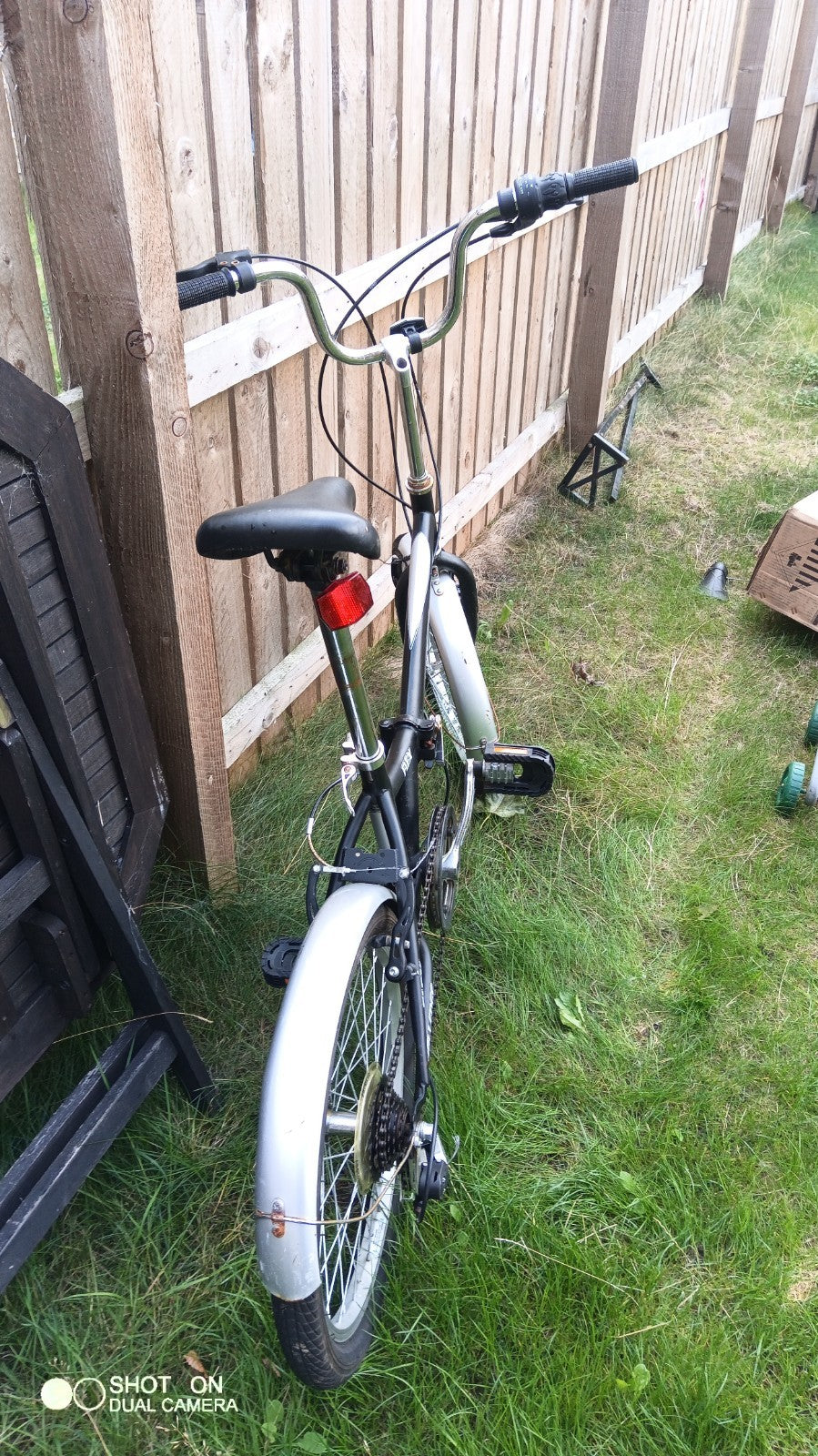 Folding Bicycle, Adults size 20 inch wheels condition used. Collection only!