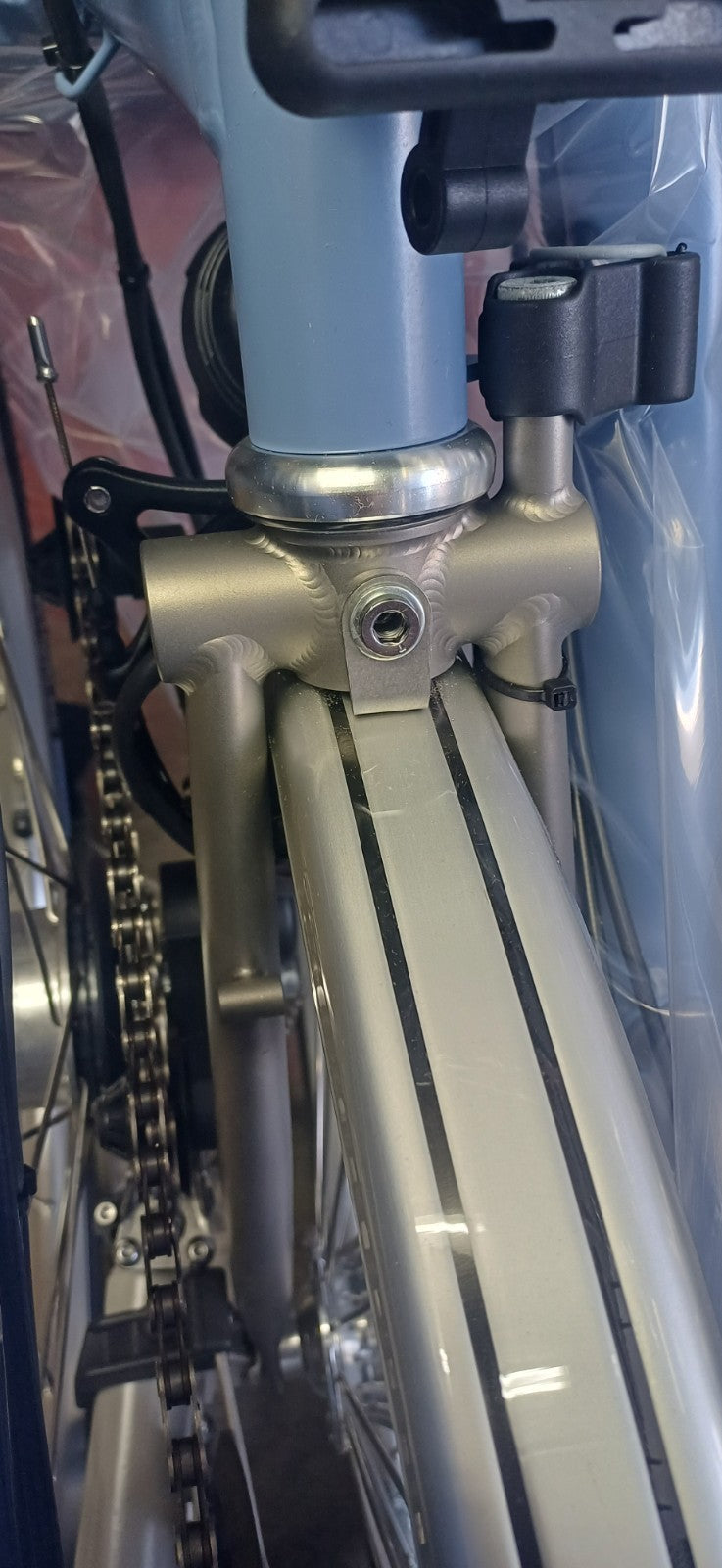 Brompton  M6L superlight cloud blue dynamo light titanium worldwide 🌐 shipping