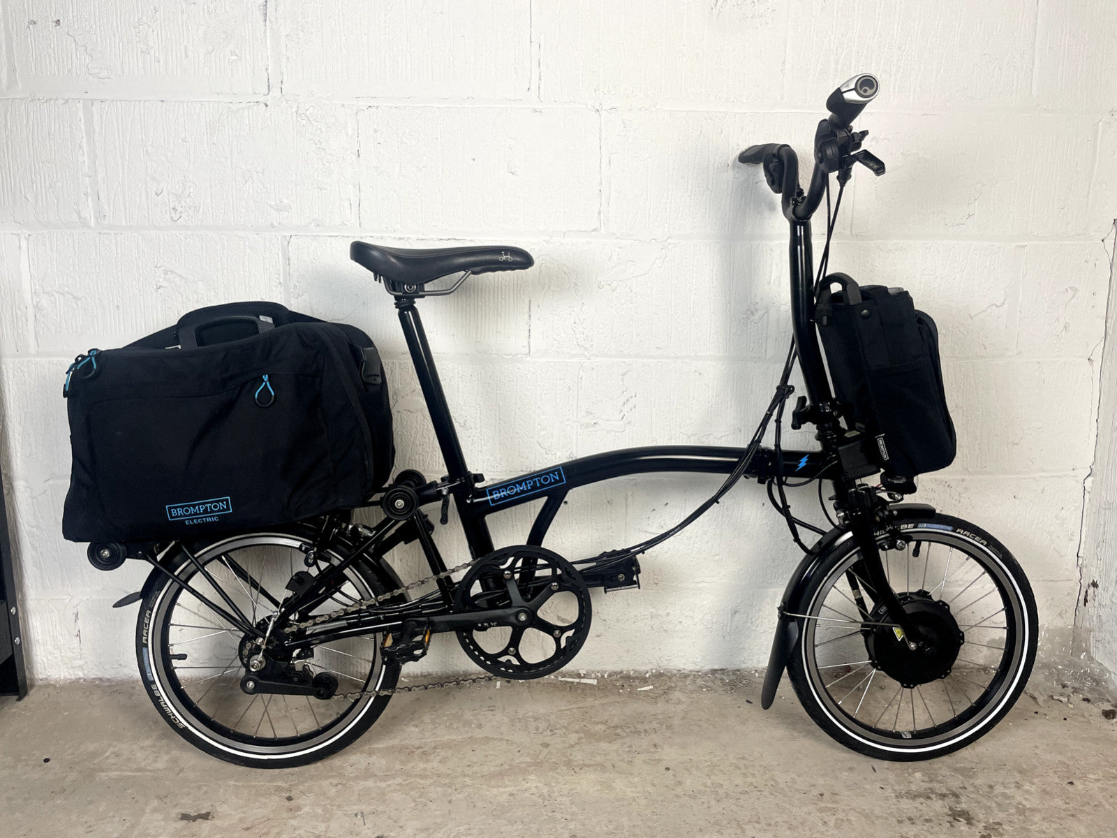 BROMPTON M6L E - BIKE *Only 80 Miles Rode-Warranty Included*