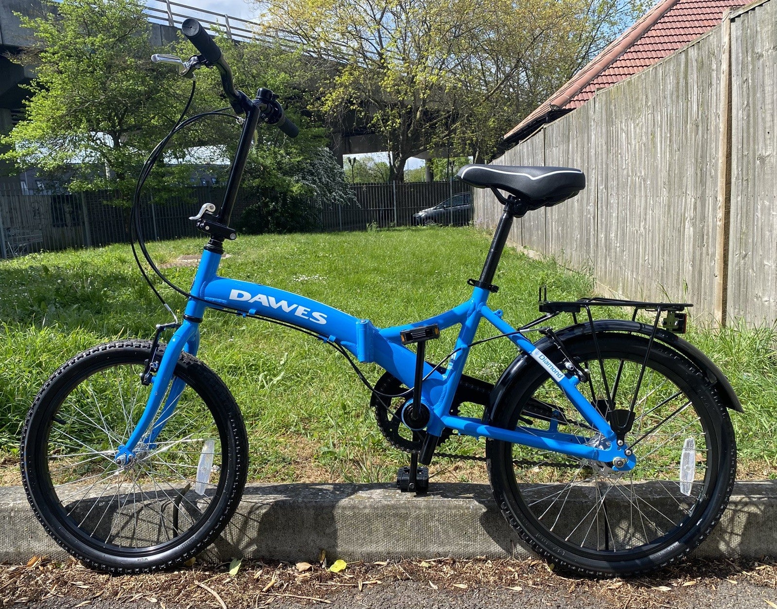 Dawes Diamond Quality Folding Bike Excellent condition RRP£459.99