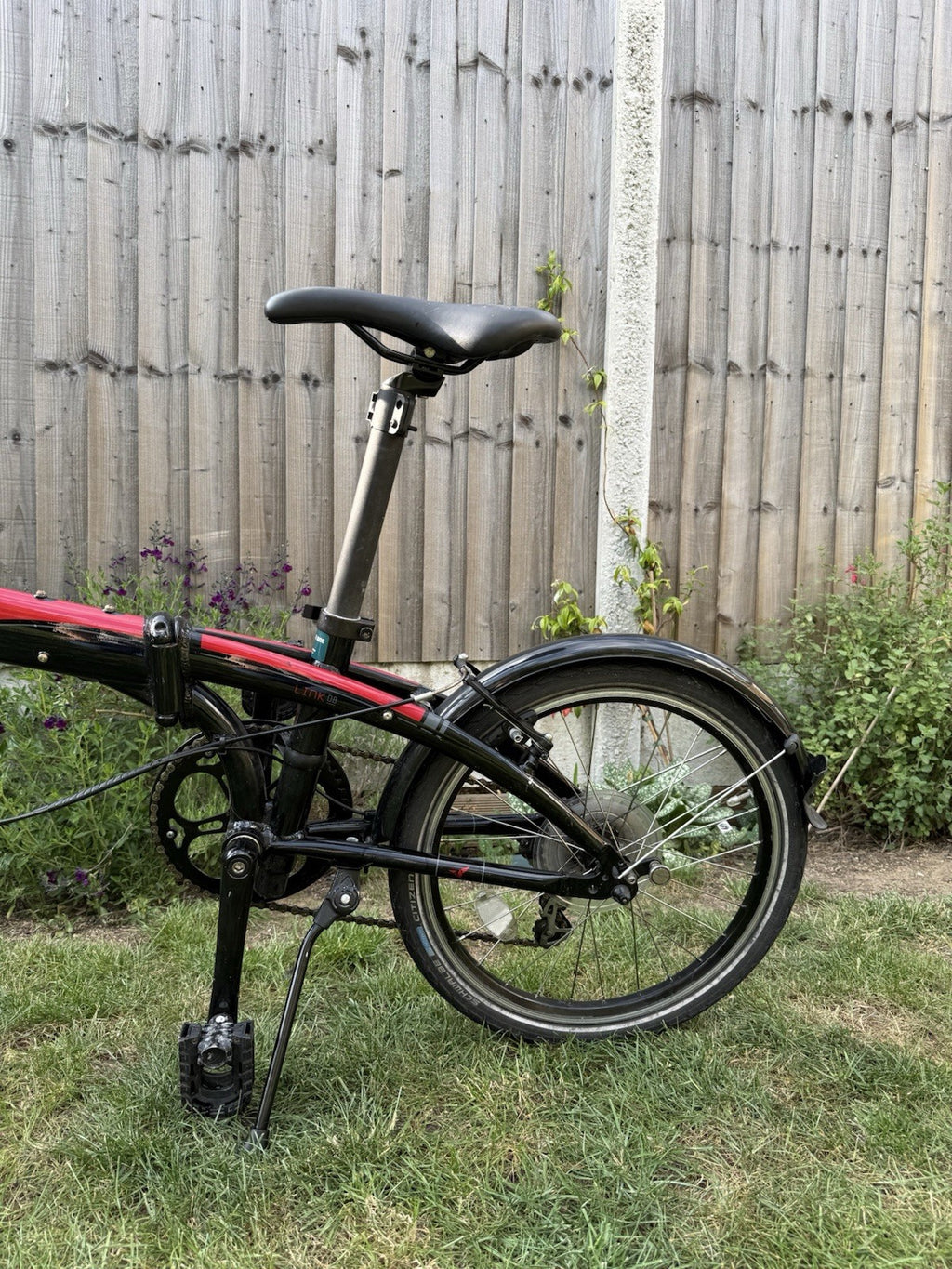 Tern Link D8 Folding Bike - Lightweight In Good Condition