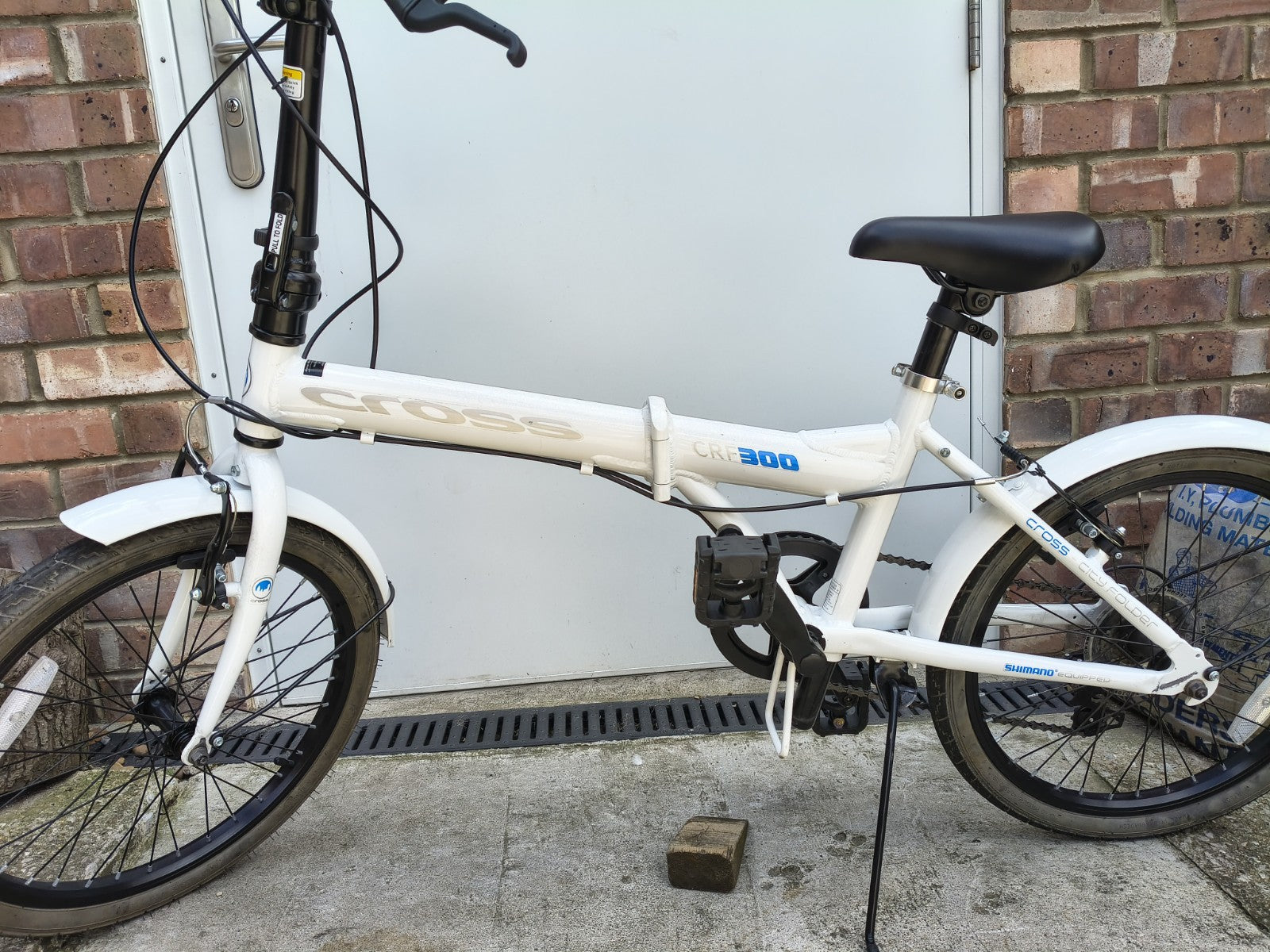 Cross CRF300 Folding Bike White, 20-inch Wheels