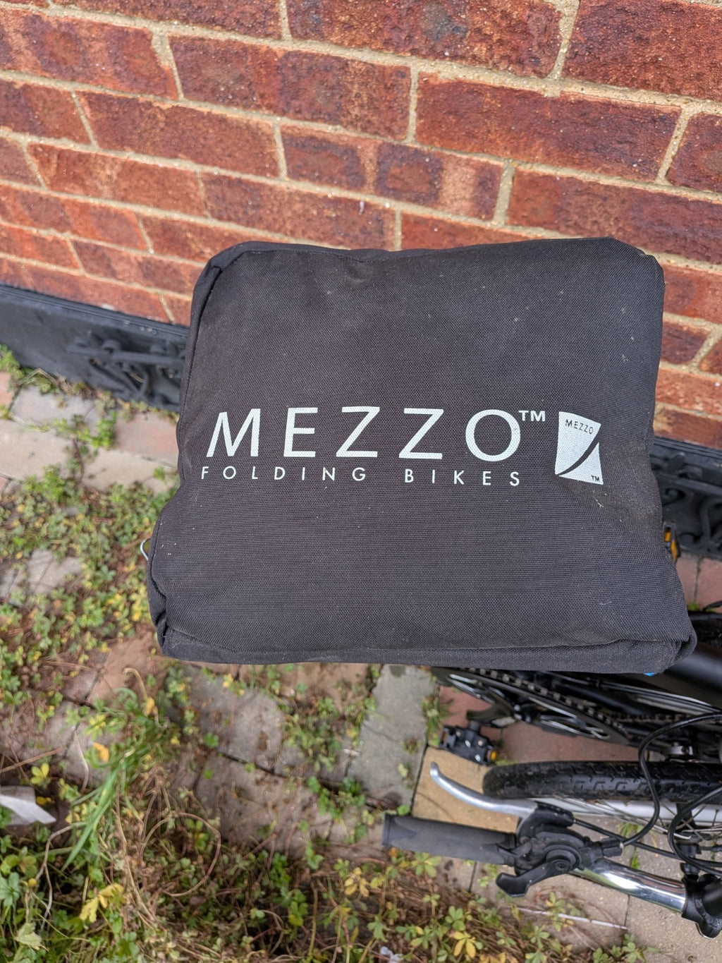 Mezzo D9 Lightweight folding Bike, Hardly Been Ridden, With Original Unused BAG