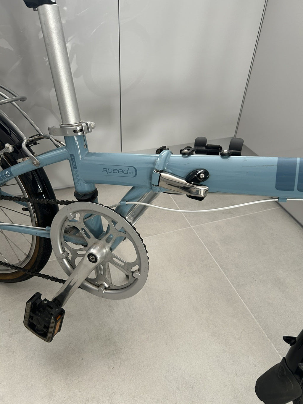 Dahon speed Folding Bike Unisex  (Excellent Condition)