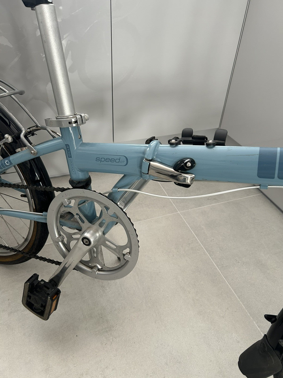 Dahon speed Folding Bike Unisex  (Excellent Condition)