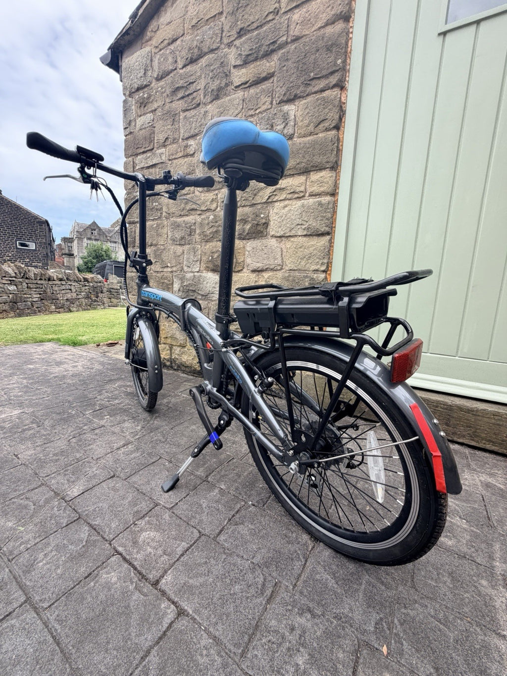 Apollo Transit Folding Bike 20” Wheels Mint Condition With All Accesories