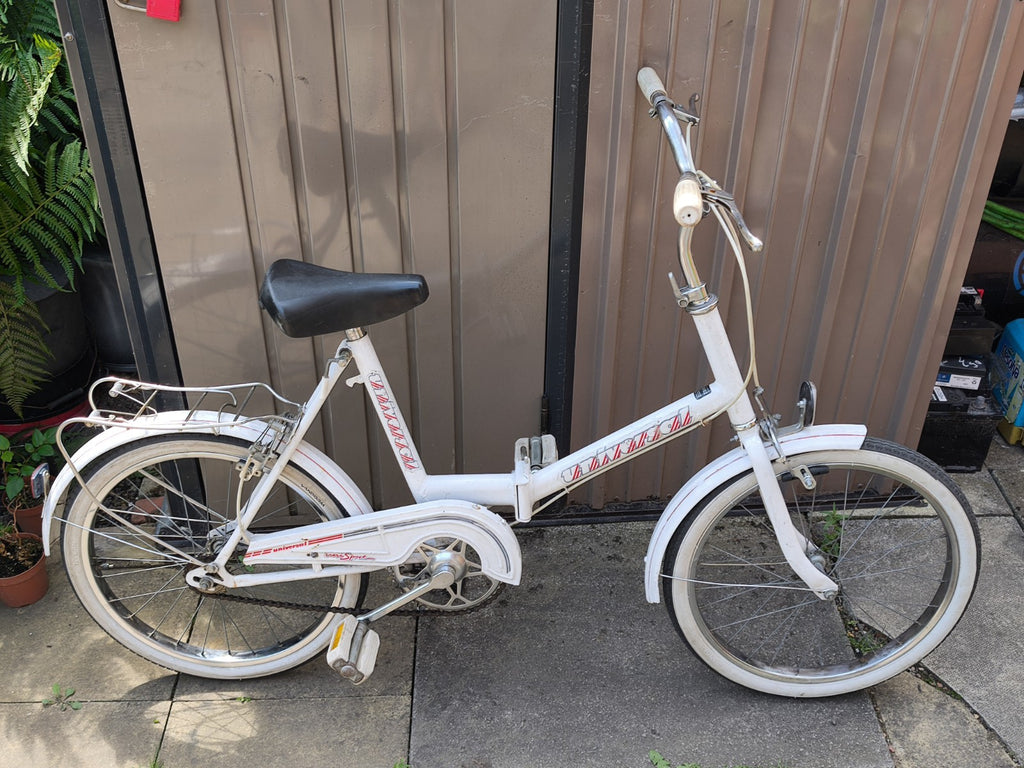 Vintage Universal Uni Sport 20" Folding Bike - Single Speed.