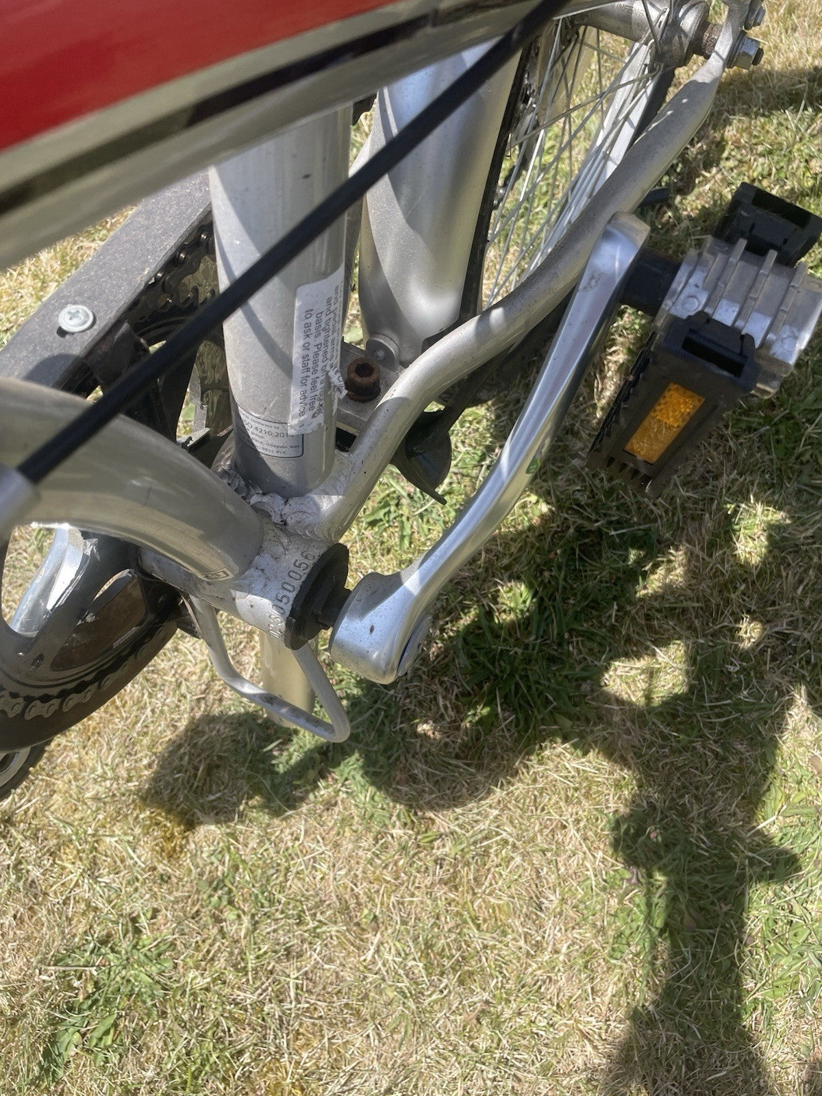 Ammaco Pakka Lite 20 Inch  silver folding bike