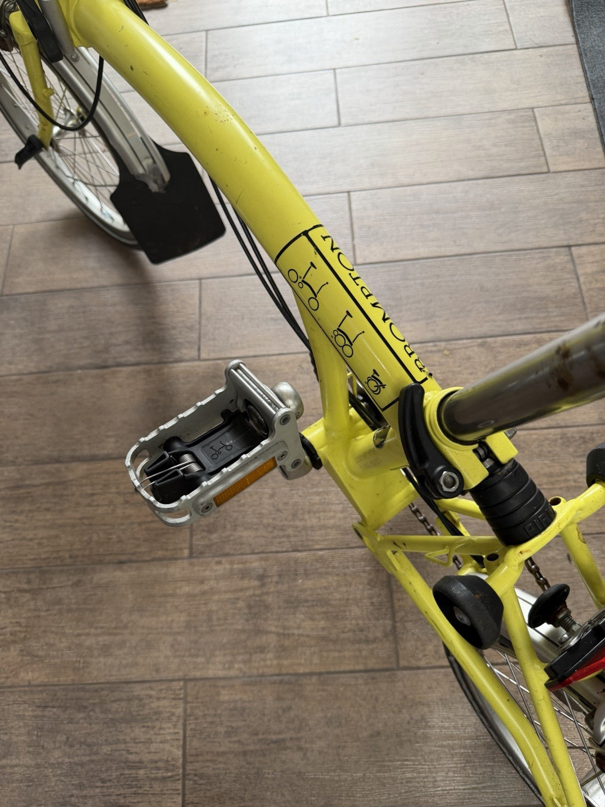Brompton Yellow Folding Bike 16in 3-Speed Caliper Brakes Riser Bar