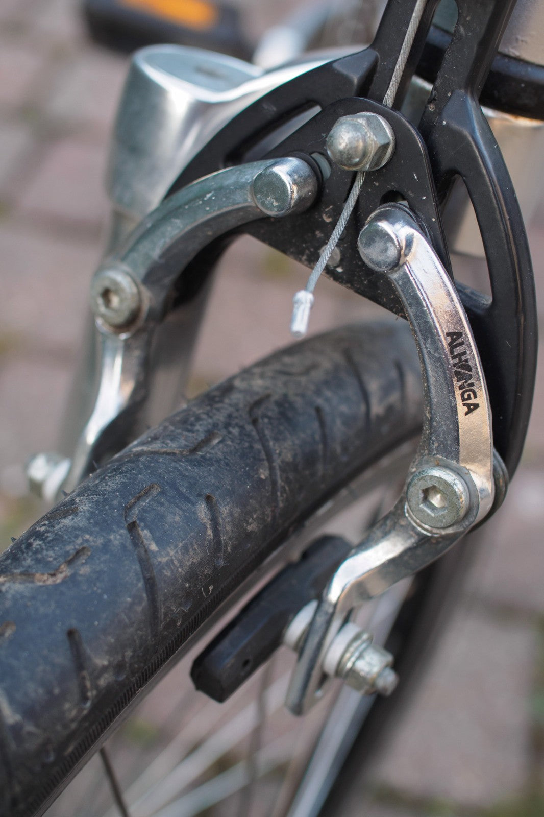 Giant Halfway folding bicycle, very good condition.
