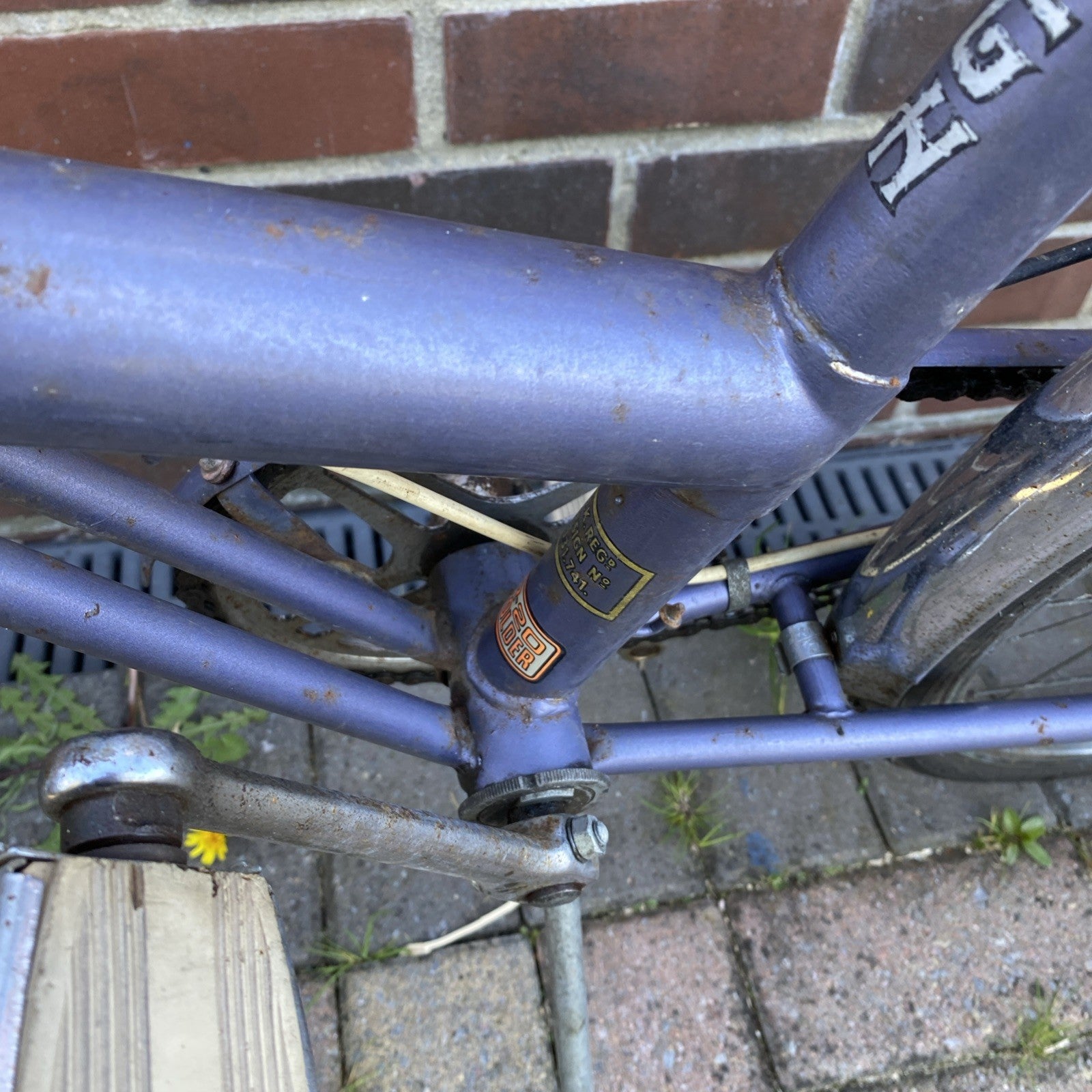 Vintage Classic 1973 Lilac Raleigh Stowaway Folding Bike
