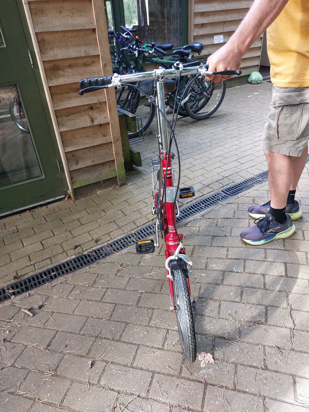 Dahon fold up bikes. Paintwork in great condition. One red, one blue