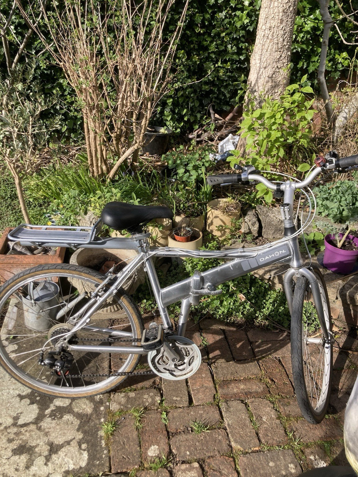 Dahon Expresso D24 Aluminium Folding Bike With Cover