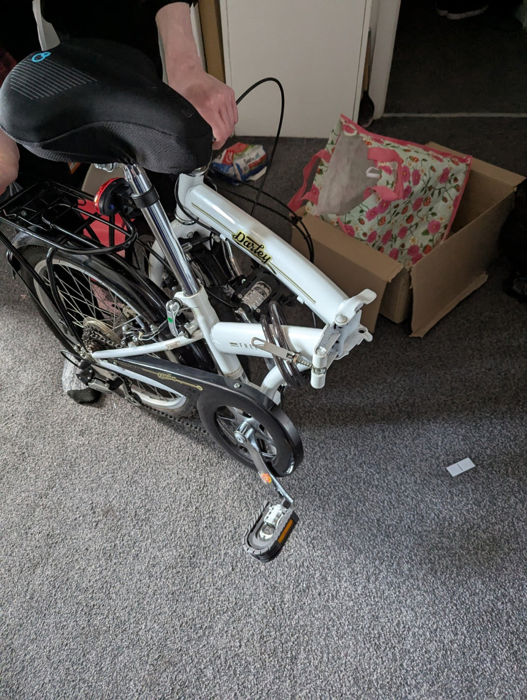 Darley Freespirit 20" Folding Bicycle 6 Speed Shimano Gears  Excellent Condition