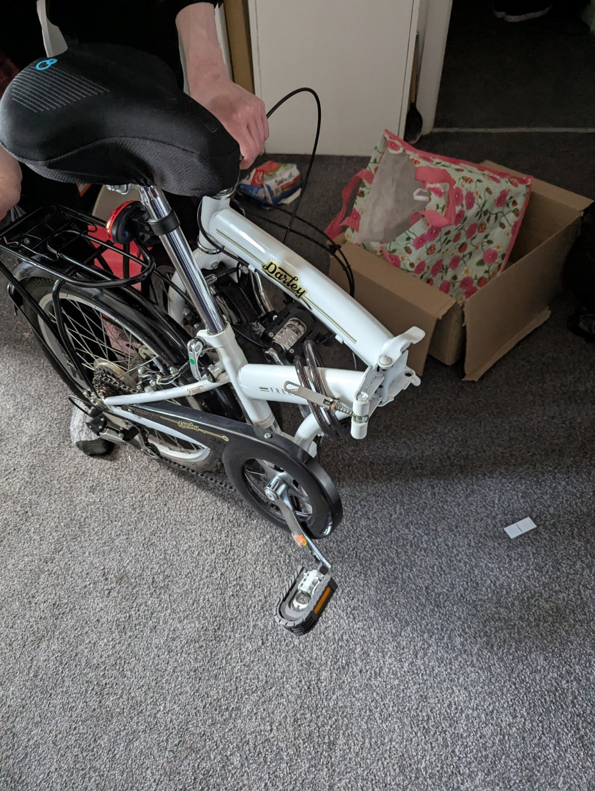 Darley Freespirit 20" Folding Bicycle 6 Speed Shimano Gears  Excellent Condition