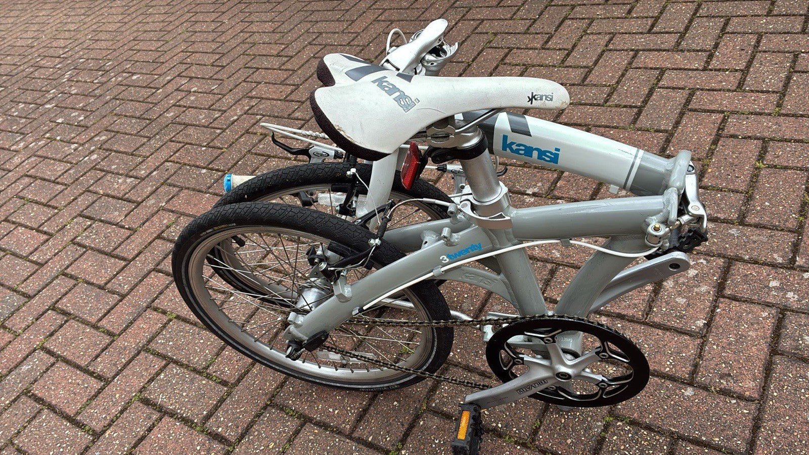 Kansi 9Twenty Folding Bike 20" 3-Speed White/Grey — Excellent Condition