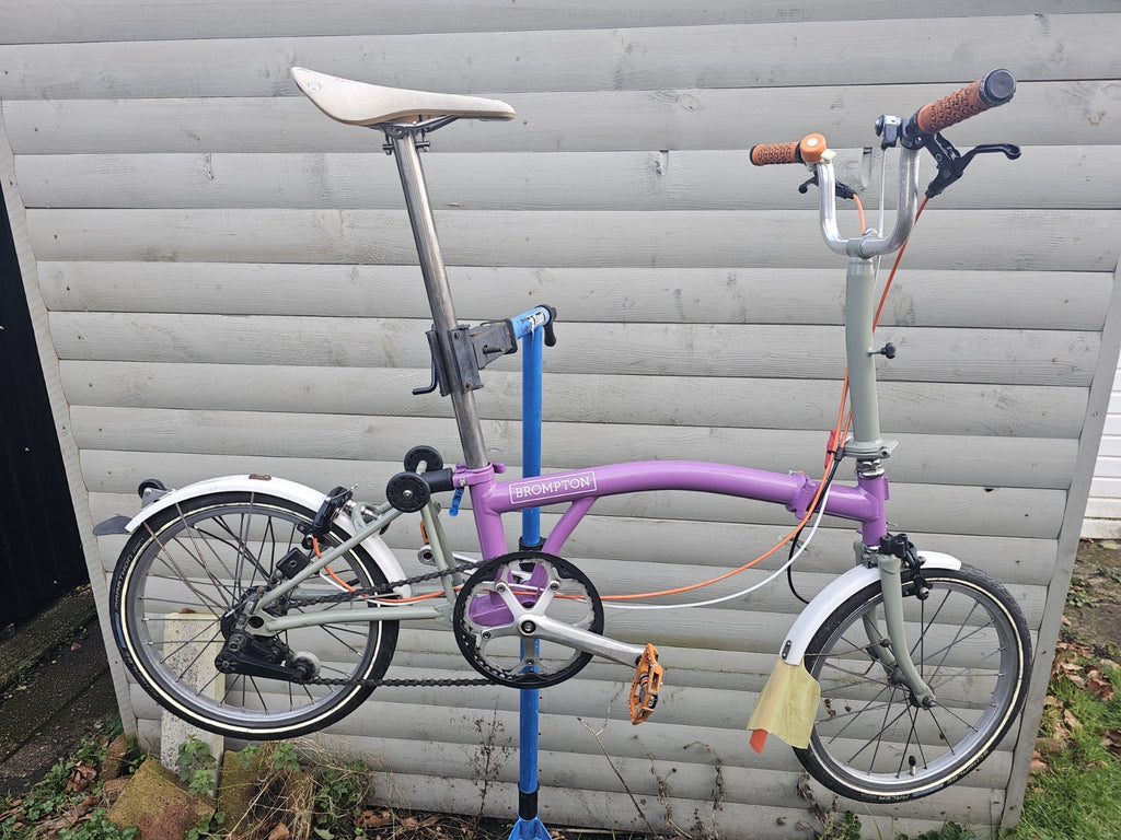 Bespoke Brompton S3L - titanium seatpost, Brooks saddle, unique colours and more