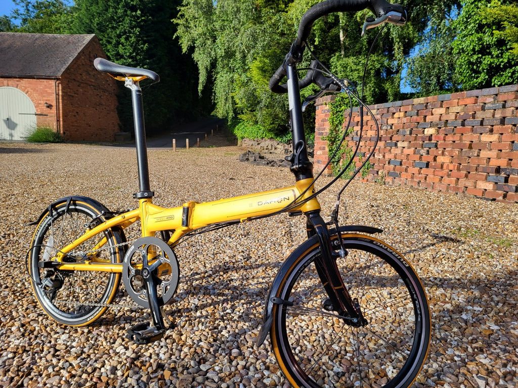 Dahon Speed Pro TT Mango Folding bike.