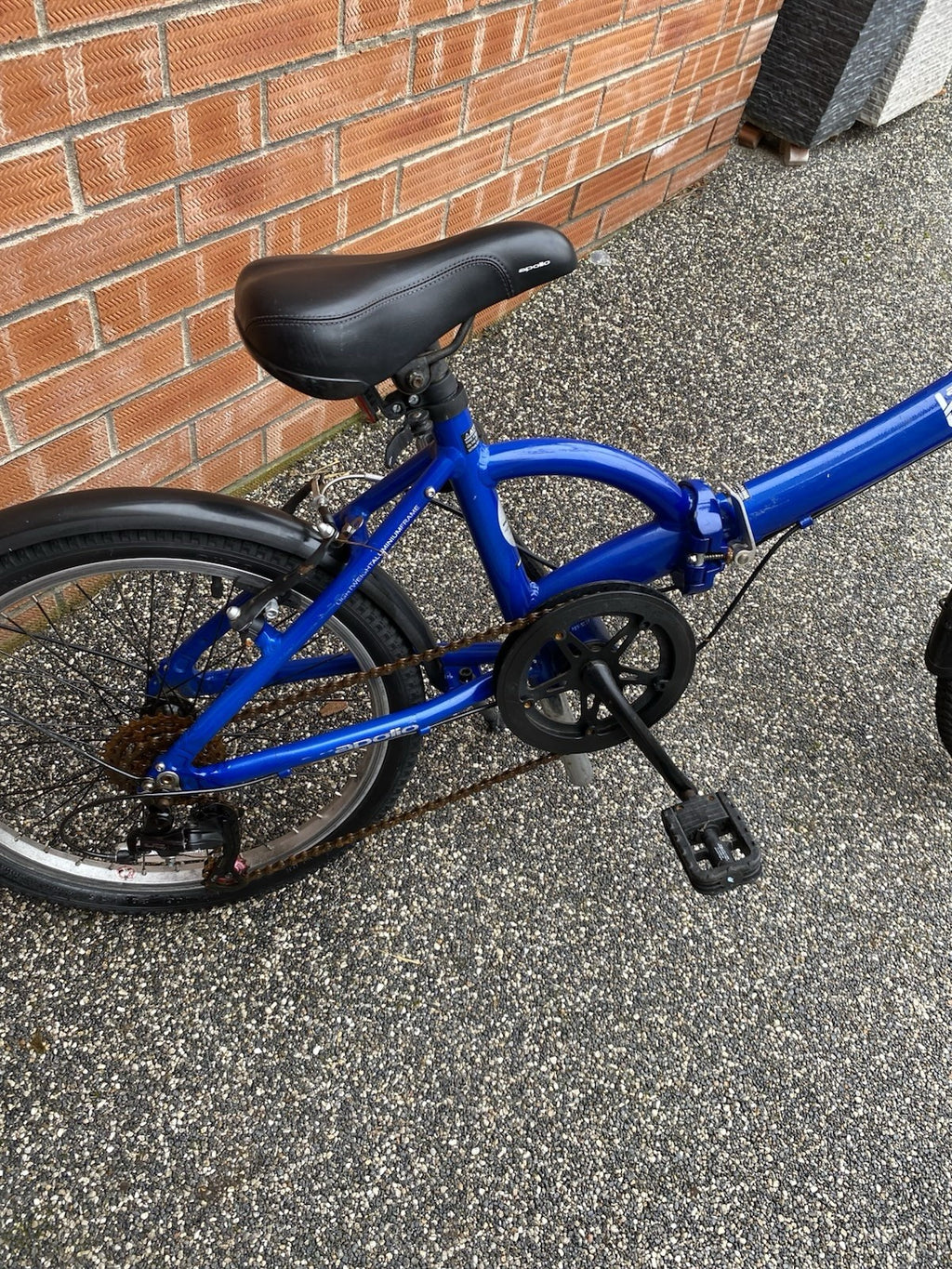 Apollo Tuck Folding Bicycle Bike Commuter Compact