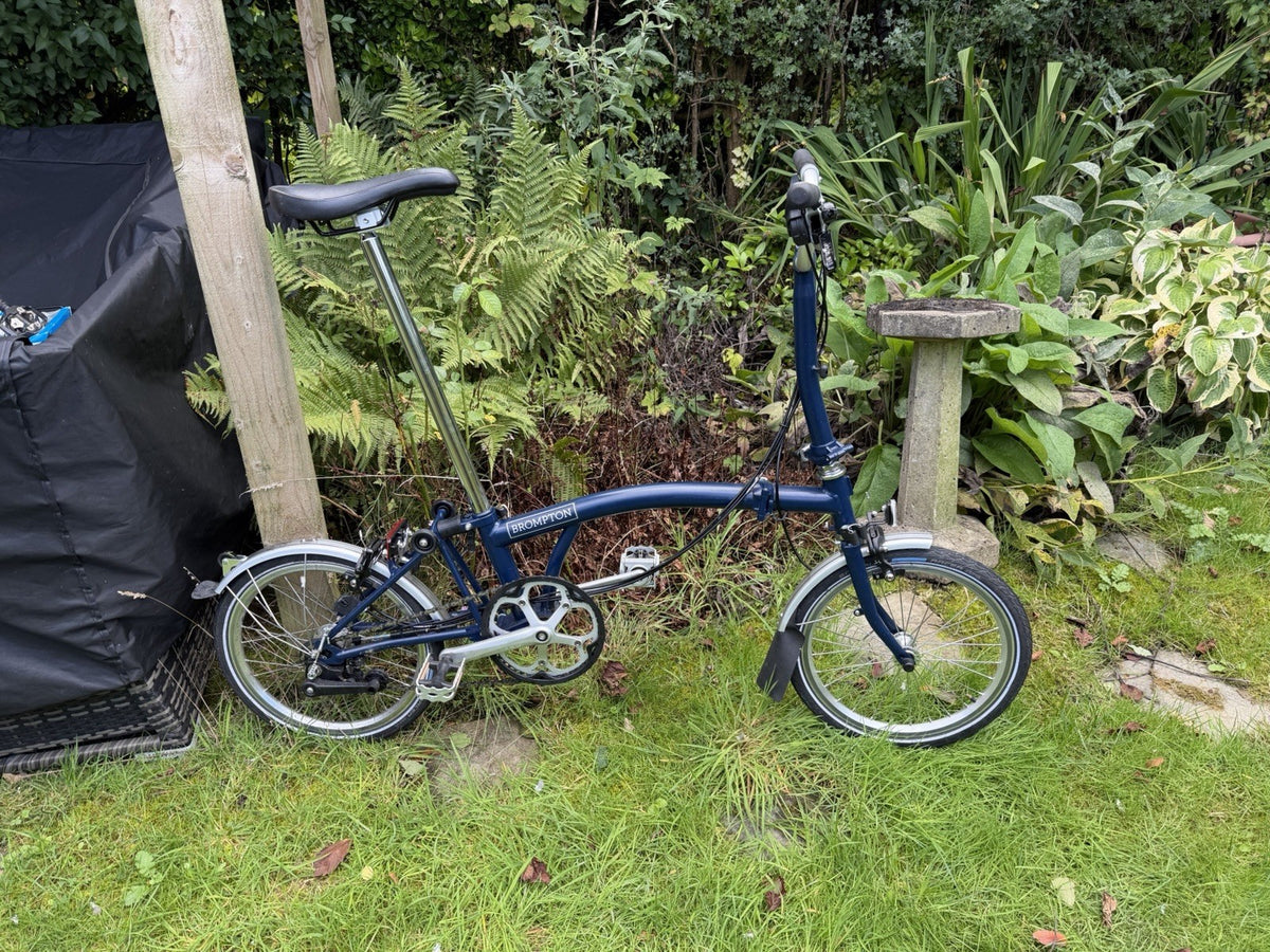 Brompton M6L Folding Bike Barely Used.