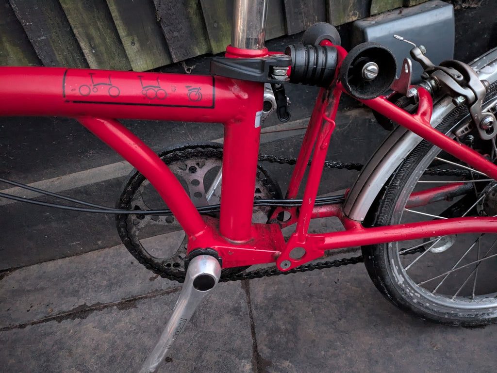 Brompton - 3 gears - Red - Good condition and smooth ride