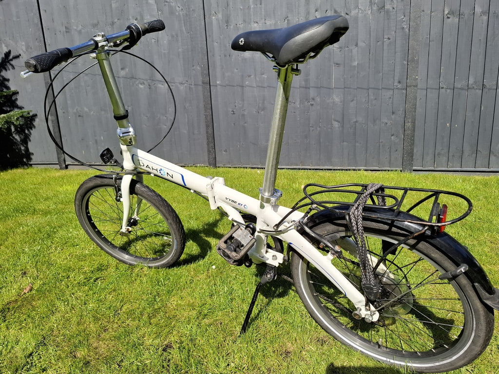 Dahon Vybe D7 Folding Bike White Alloy Lightweight 7 speed 11kg Adjust Seat+Bars