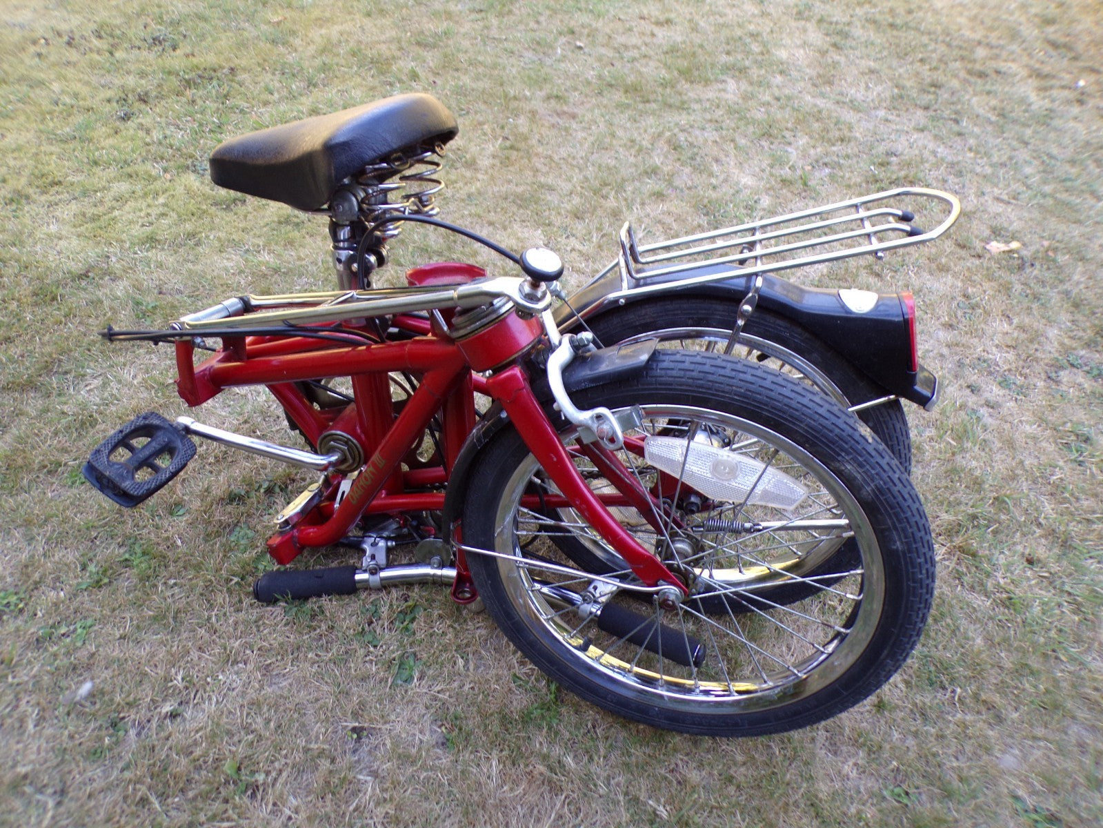 Dahon Classic 111 Folding Bike 3 Speed Cycle