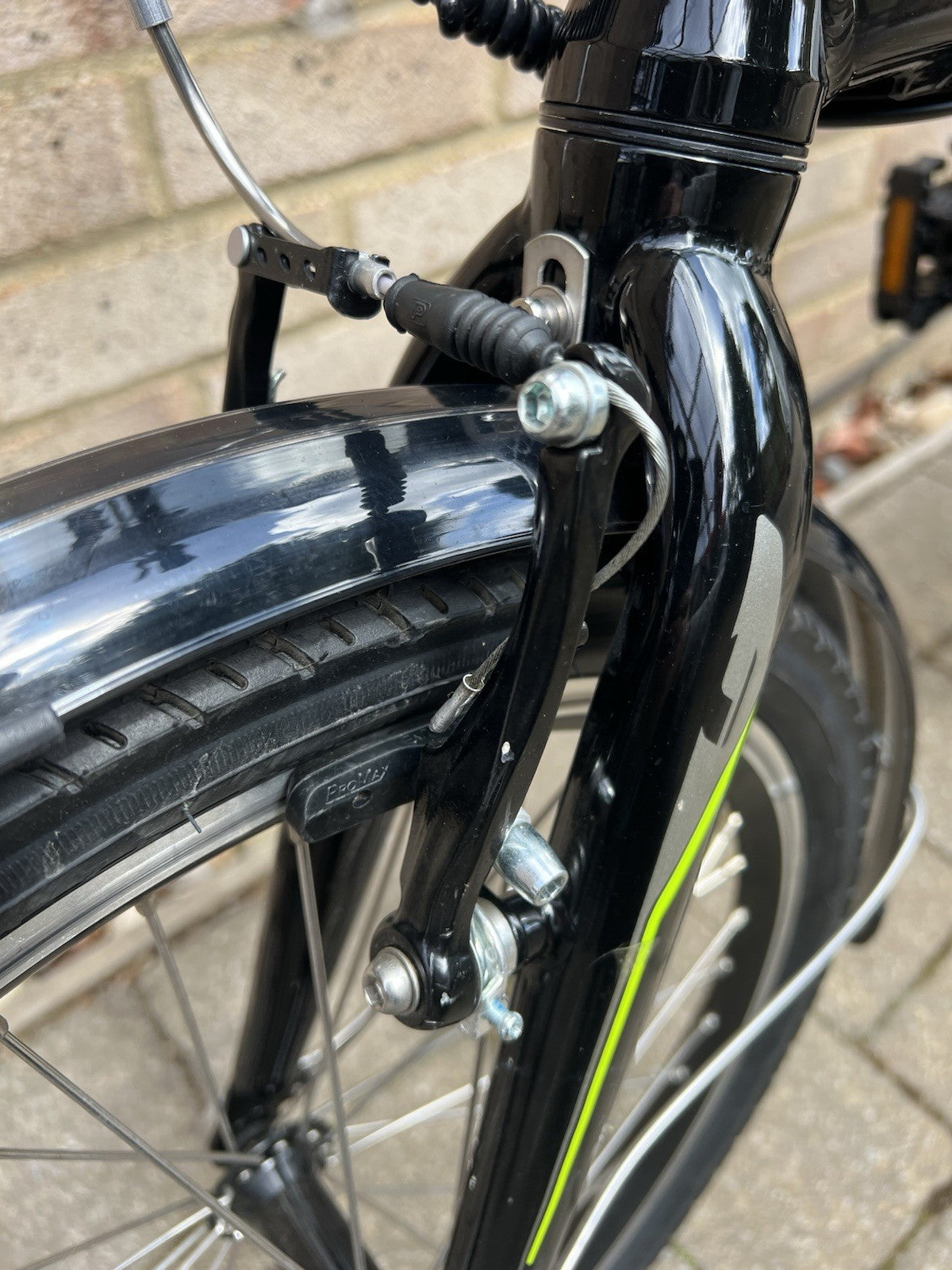 Carerra Cross City Folding Bike