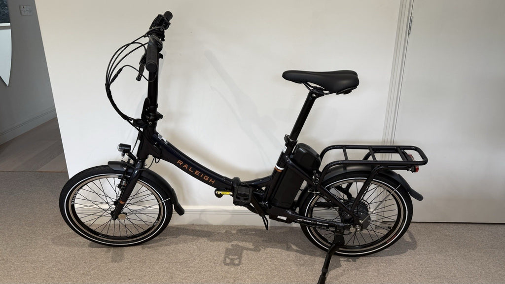 Raleigh stow e way Folding Bike Black